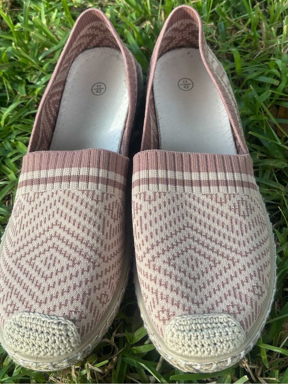 Comfort Knit Slip-On Espadrilles in Taupe and Cream Size 11